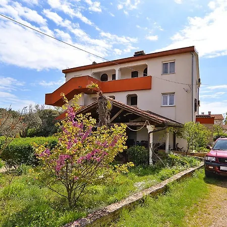 2155 Apartment *