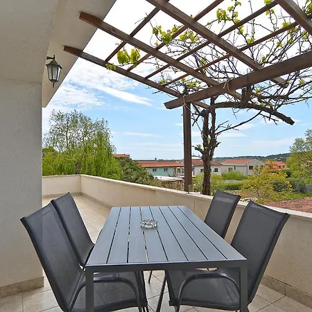 2155 Apartment Liznjan